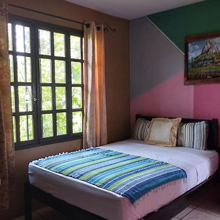 Hotel El Almendro Copan Екстер'єр фото