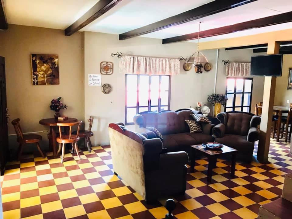 Hotel El Almendro Copan Екстер'єр фото