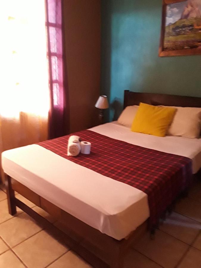 Hotel El Almendro Copan Екстер'єр фото