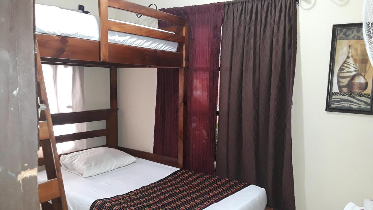 Hotel El Almendro Copan Екстер'єр фото